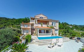 Apartment Villa Barbara By Interhome